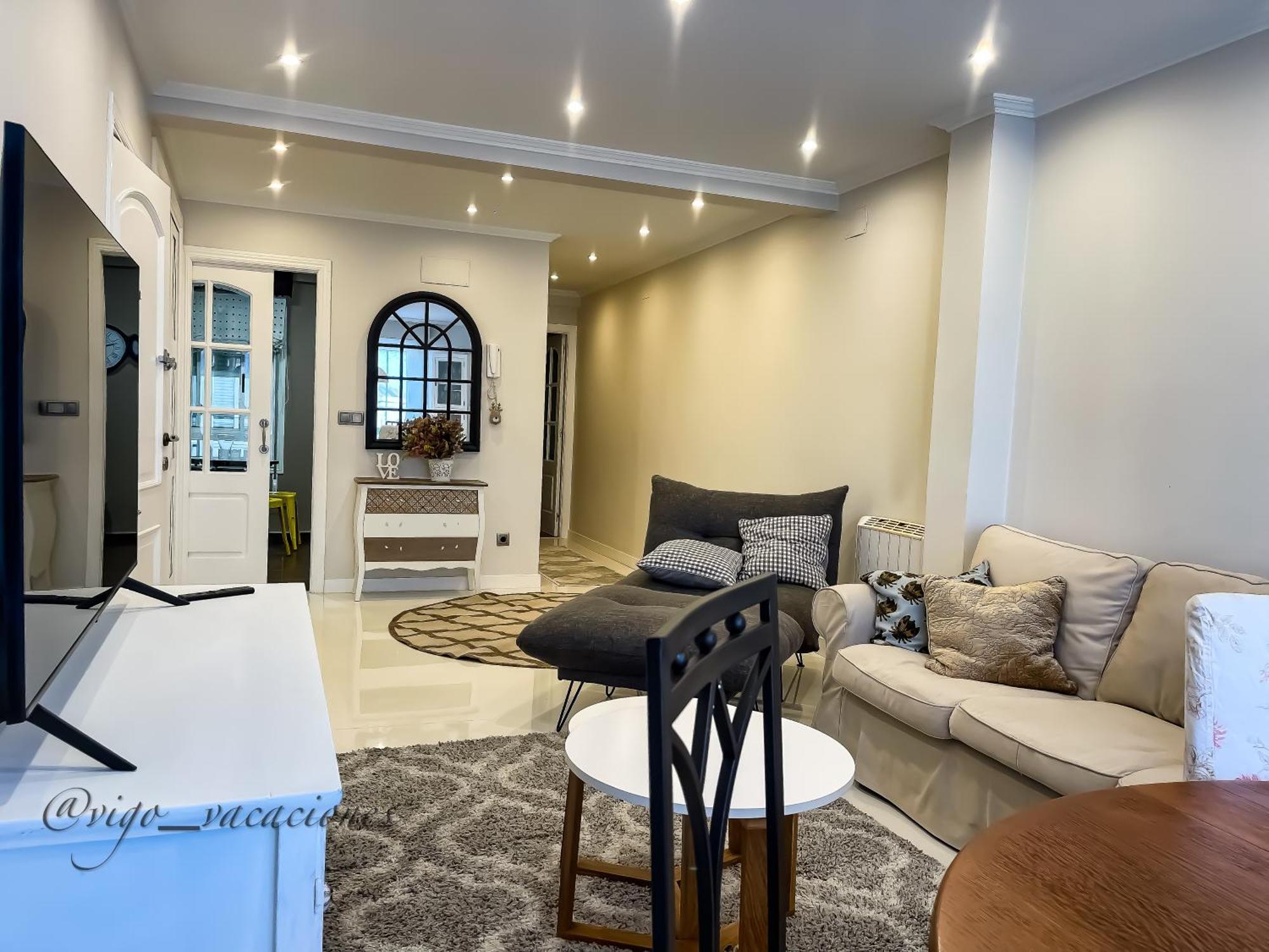 Acogedor Piso Familiar Travesia Apartment Vigo Exterior photo